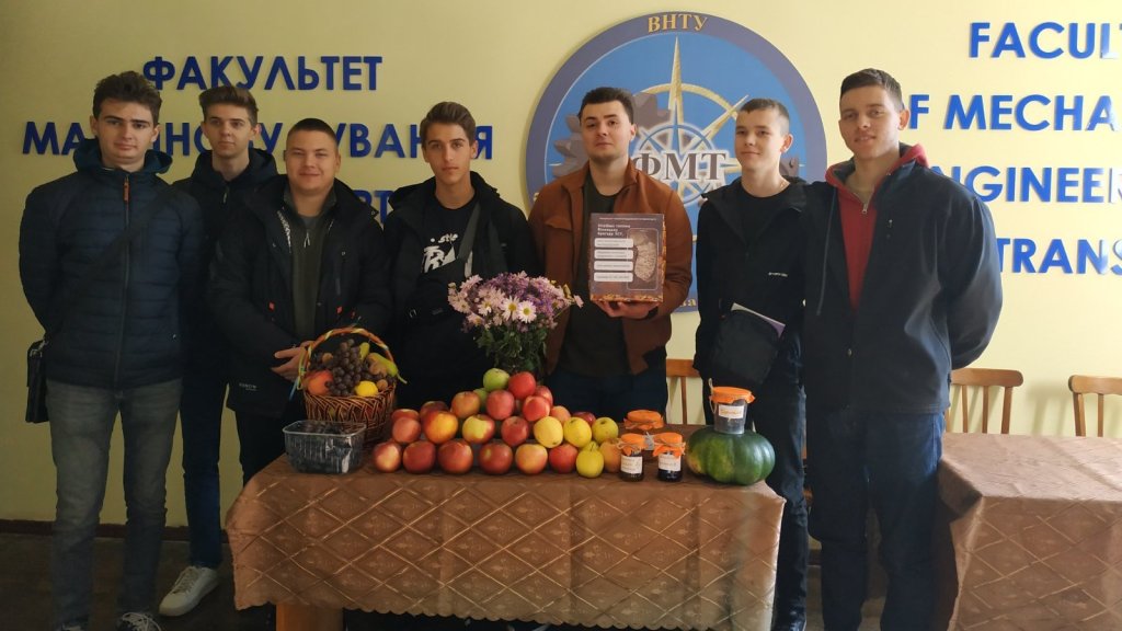 благодійний ярмарок